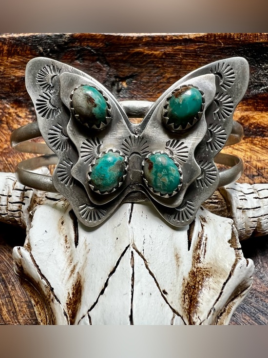 Hand Crafted Jewelry - Sterling Silver Fox Turquoise Butterfly Cuff Bracelet Size 7